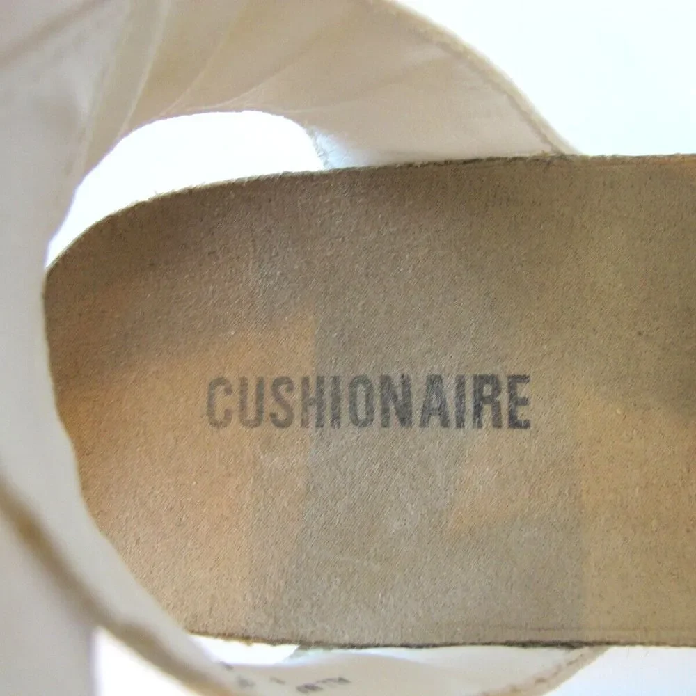 Cushionaire Mandy Elastic White Sandals Woman's Size 9 Summer‎ Comfort